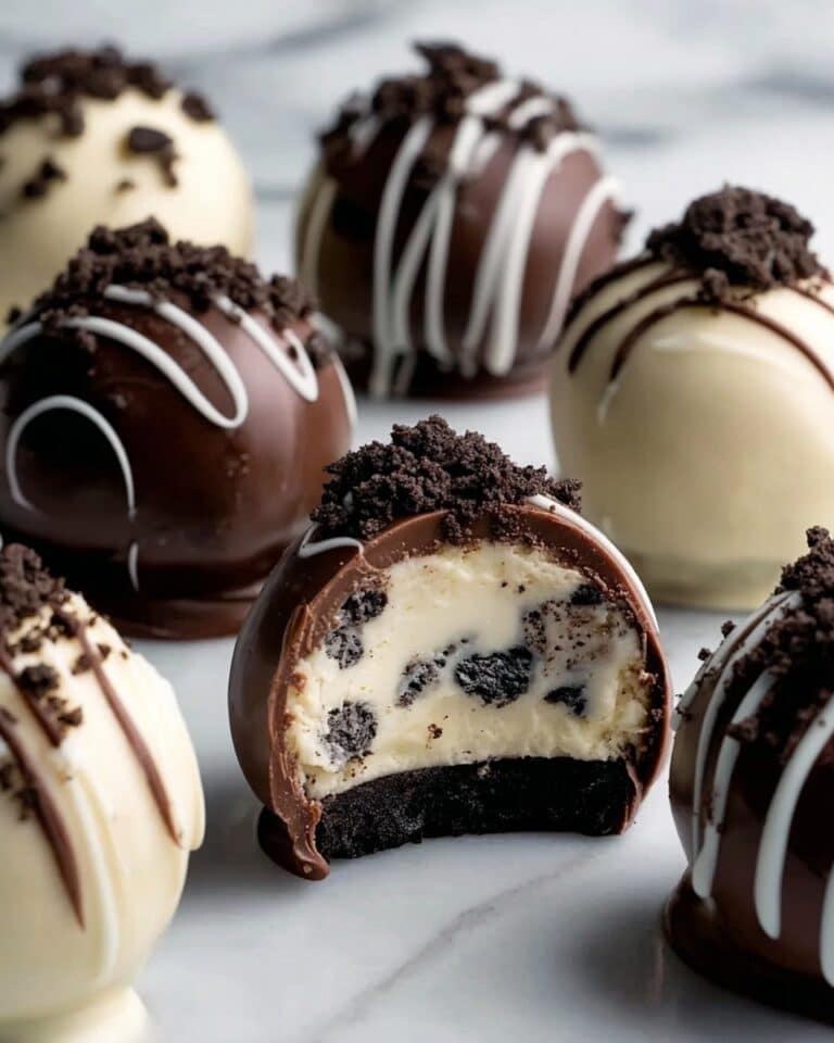 No-Bake Cookies and Cream Cheesecake Balls Recipe